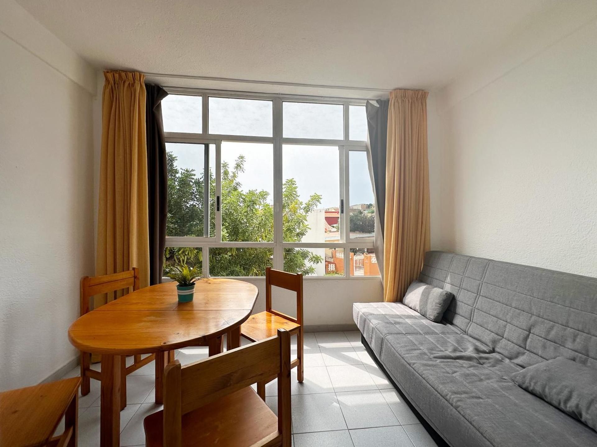 Studio with Sofa Bed
