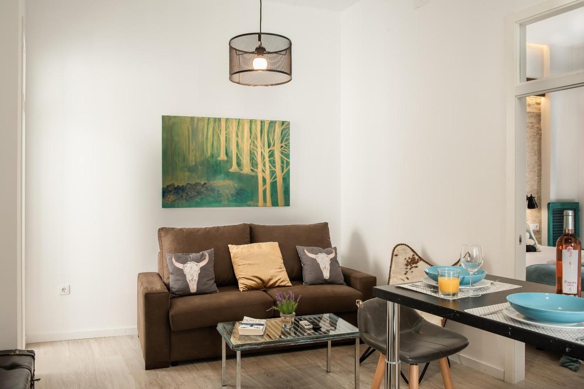 One-Bedroom Apartment