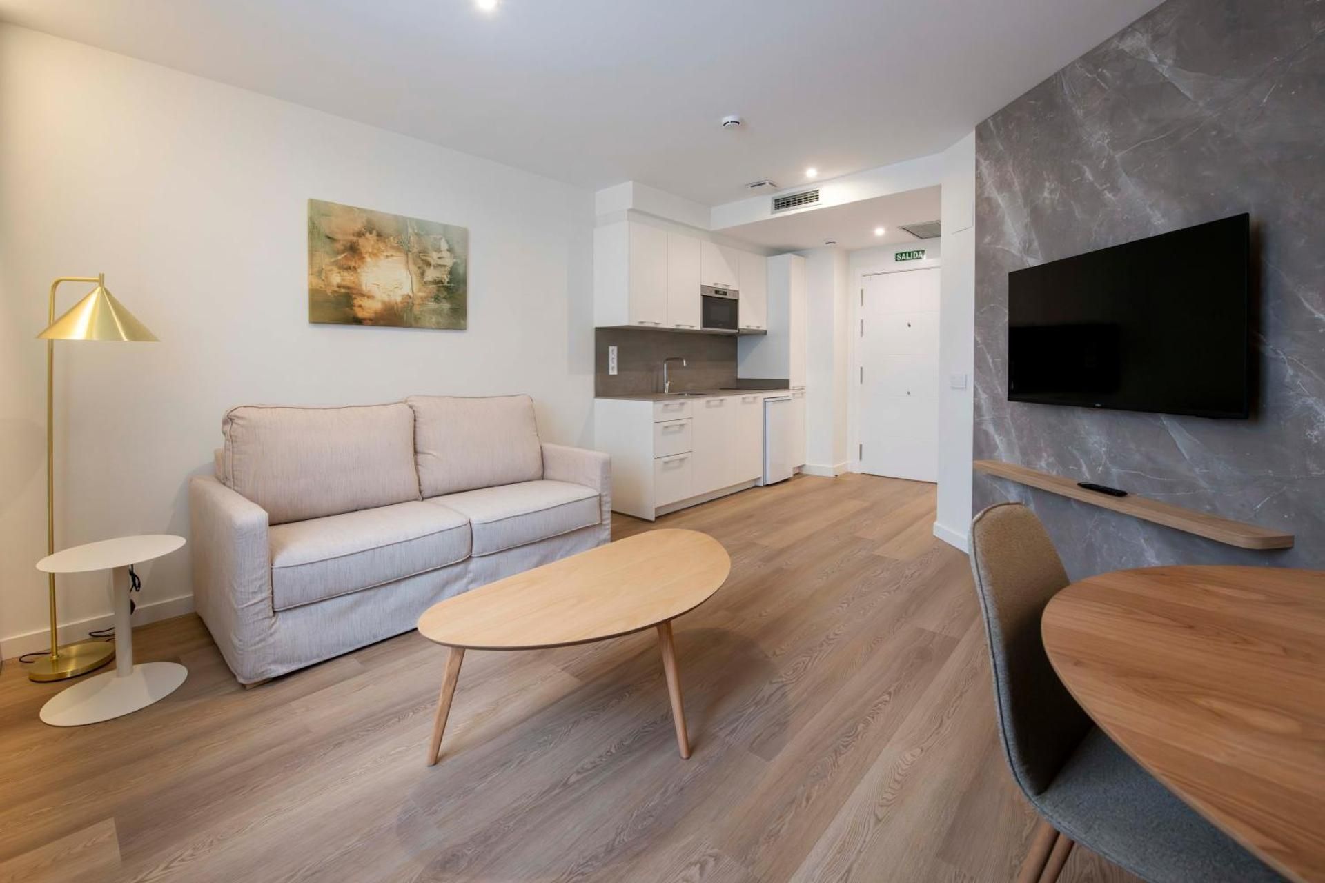 One-Bedroom Apartment