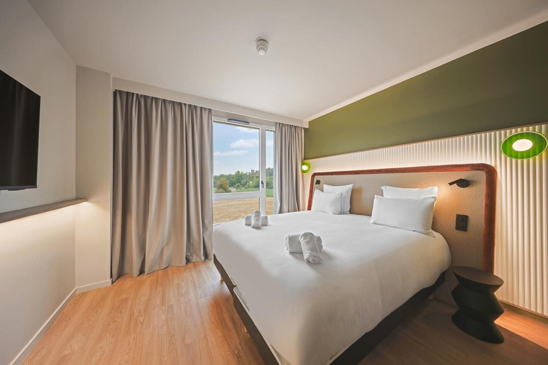 Standard King Room