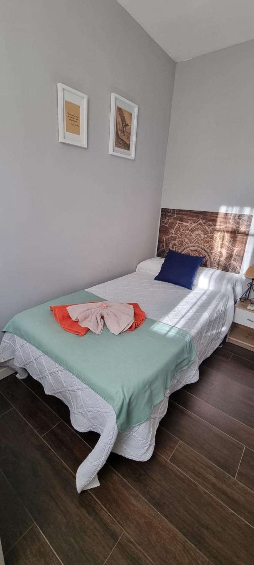 Standard Single Room with Shared Bathroom