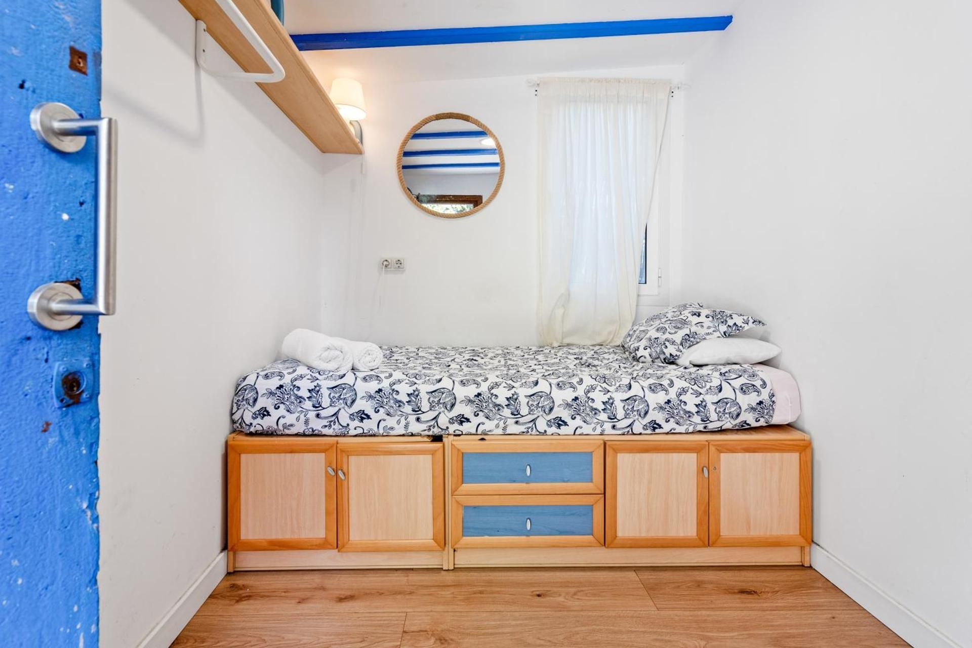 Economy Single Room