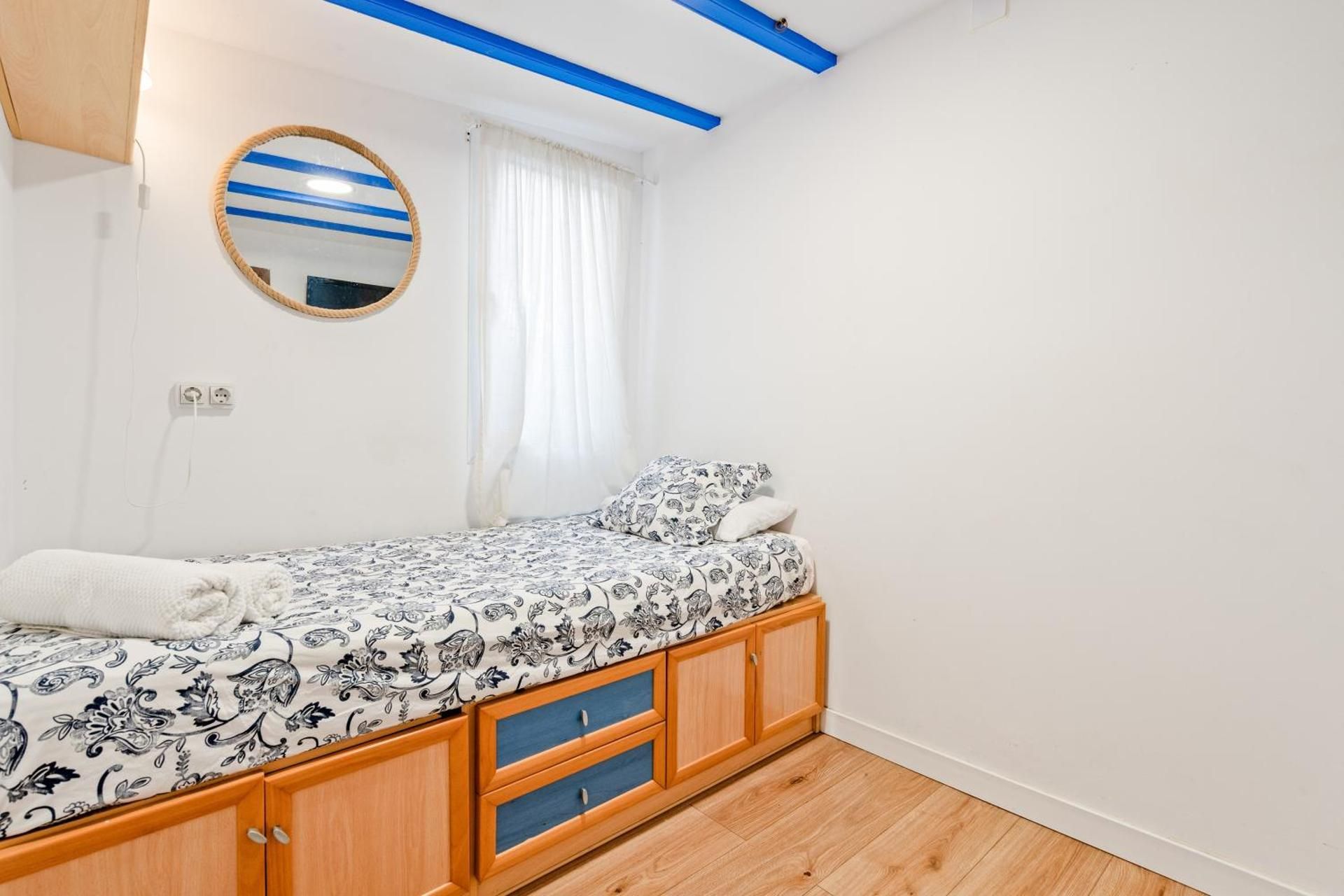 Economy Single Room