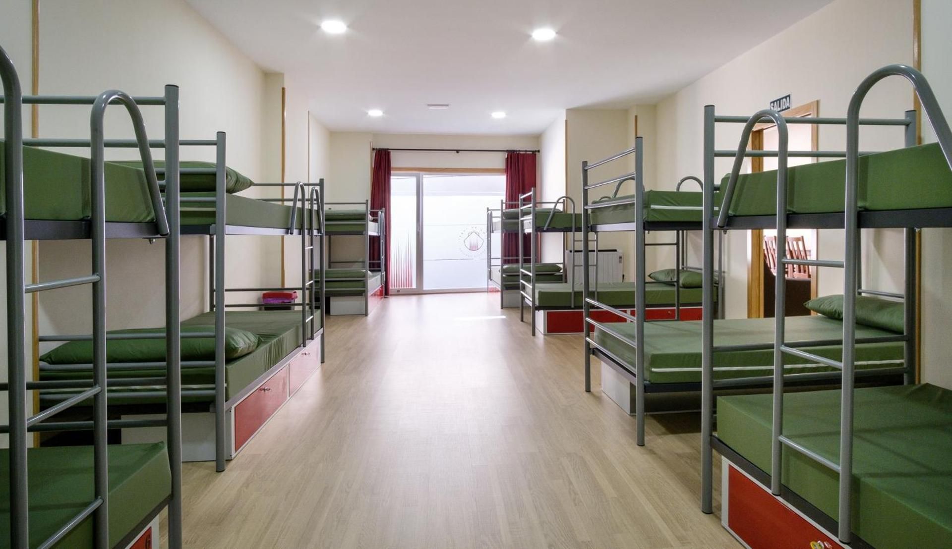 Bunk Bed in Mixed Dormitory Room