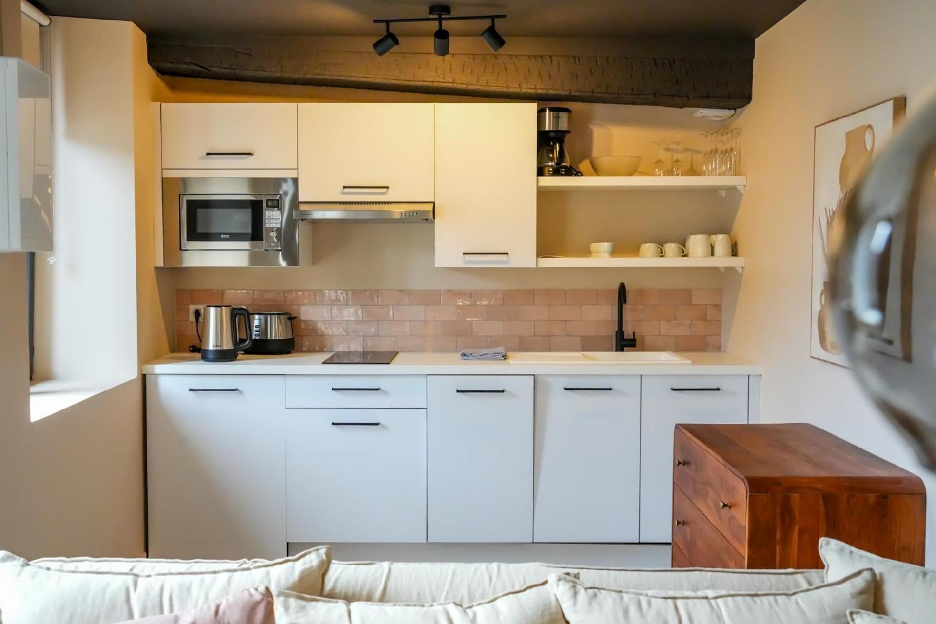 DELUXE APARTMENT