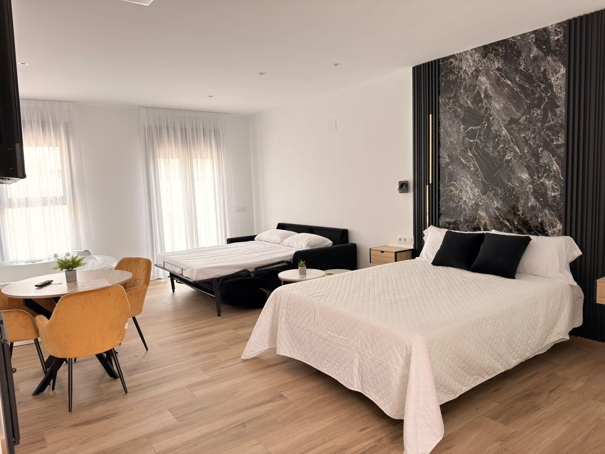 1 Bedroom Deluxe