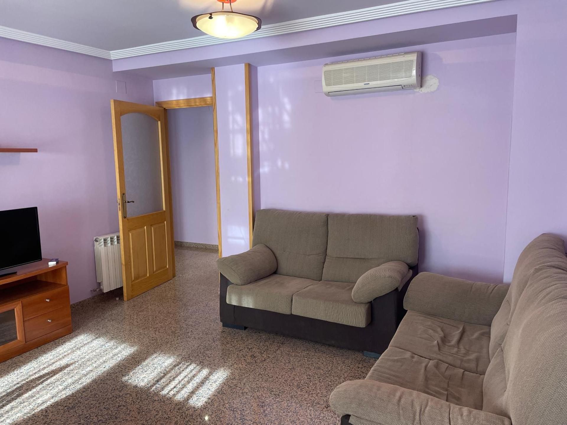 shared lounge/tv area