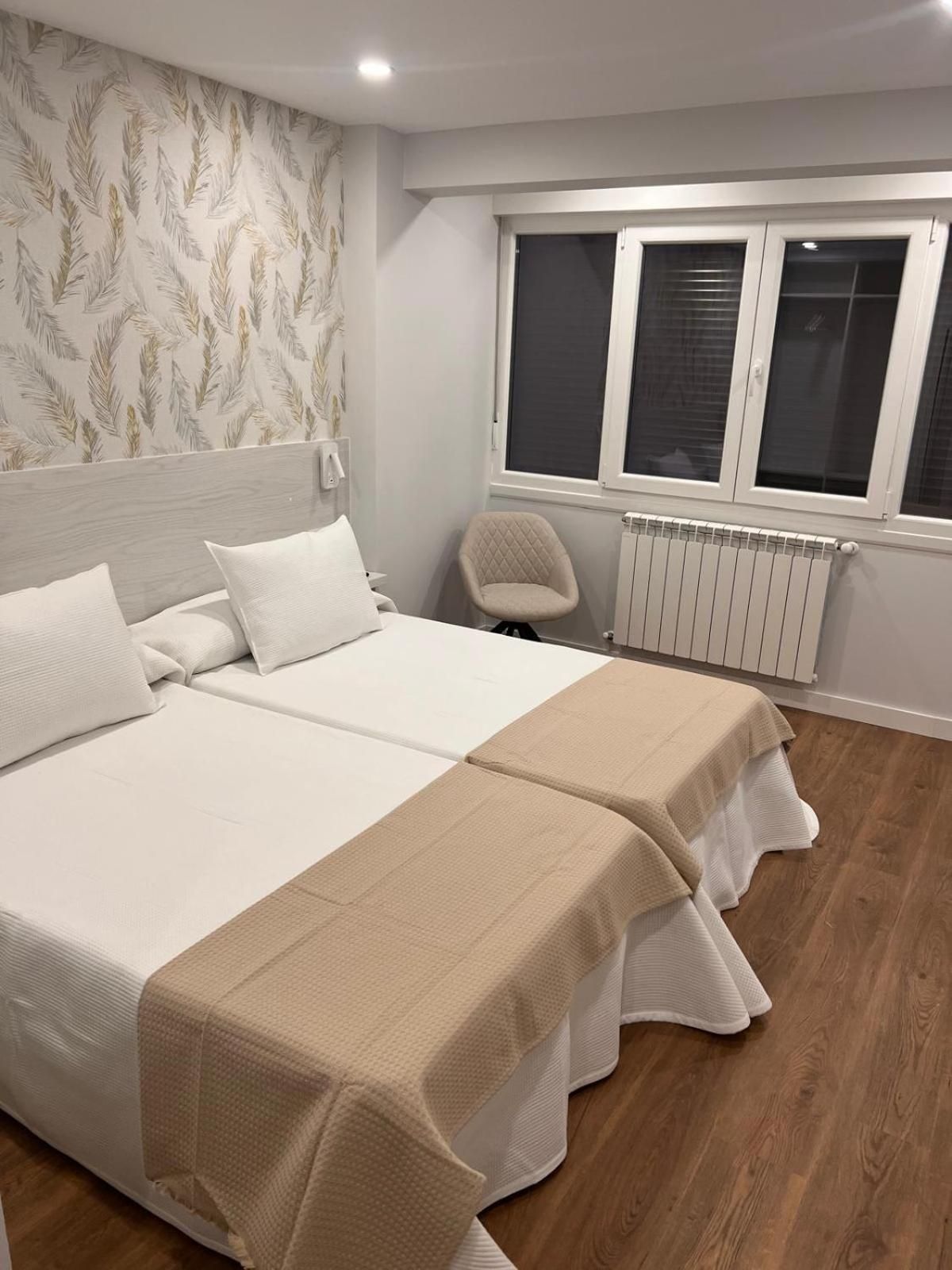 Double Room with Shared Bathroom