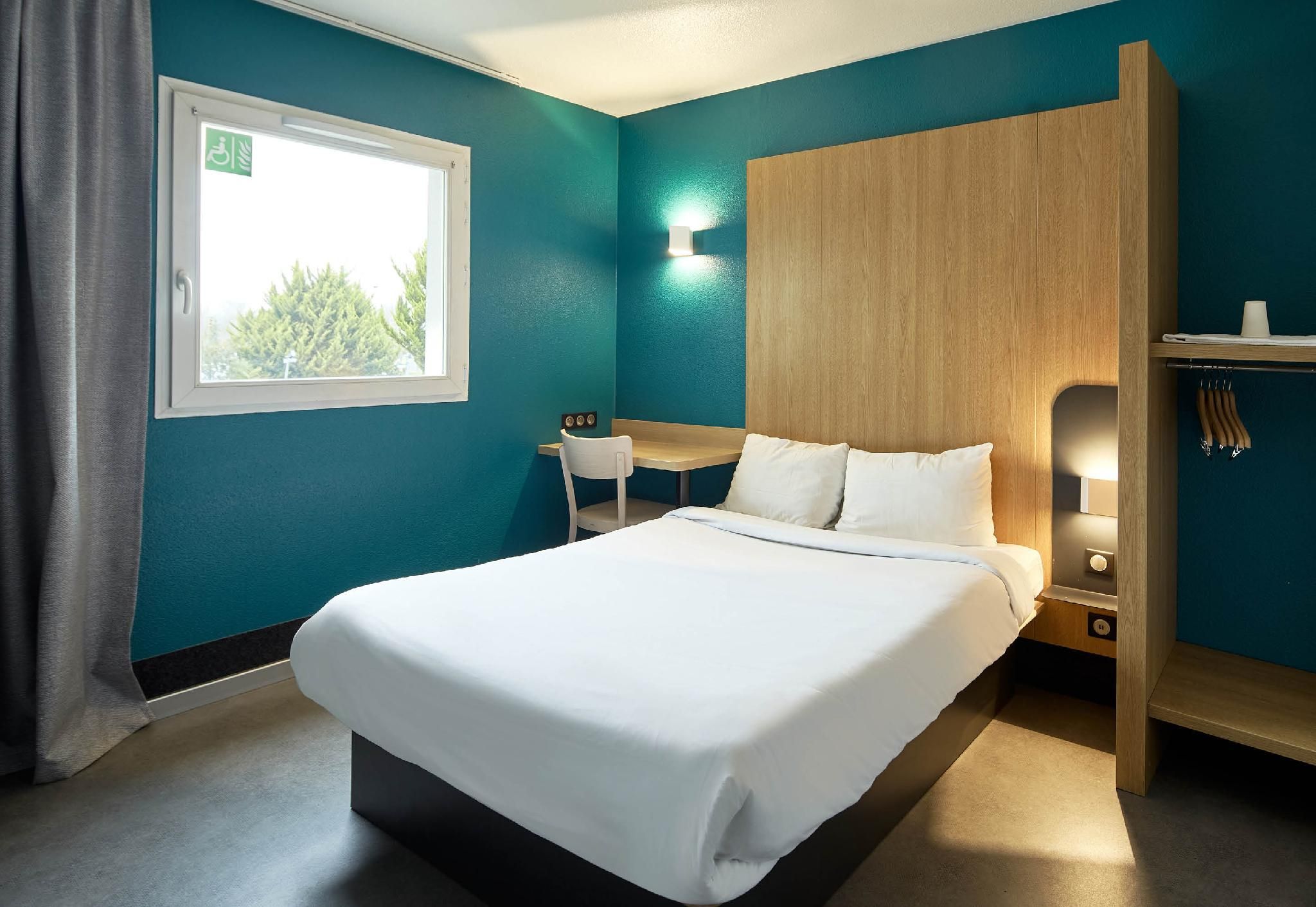 Double Room - Disability Access