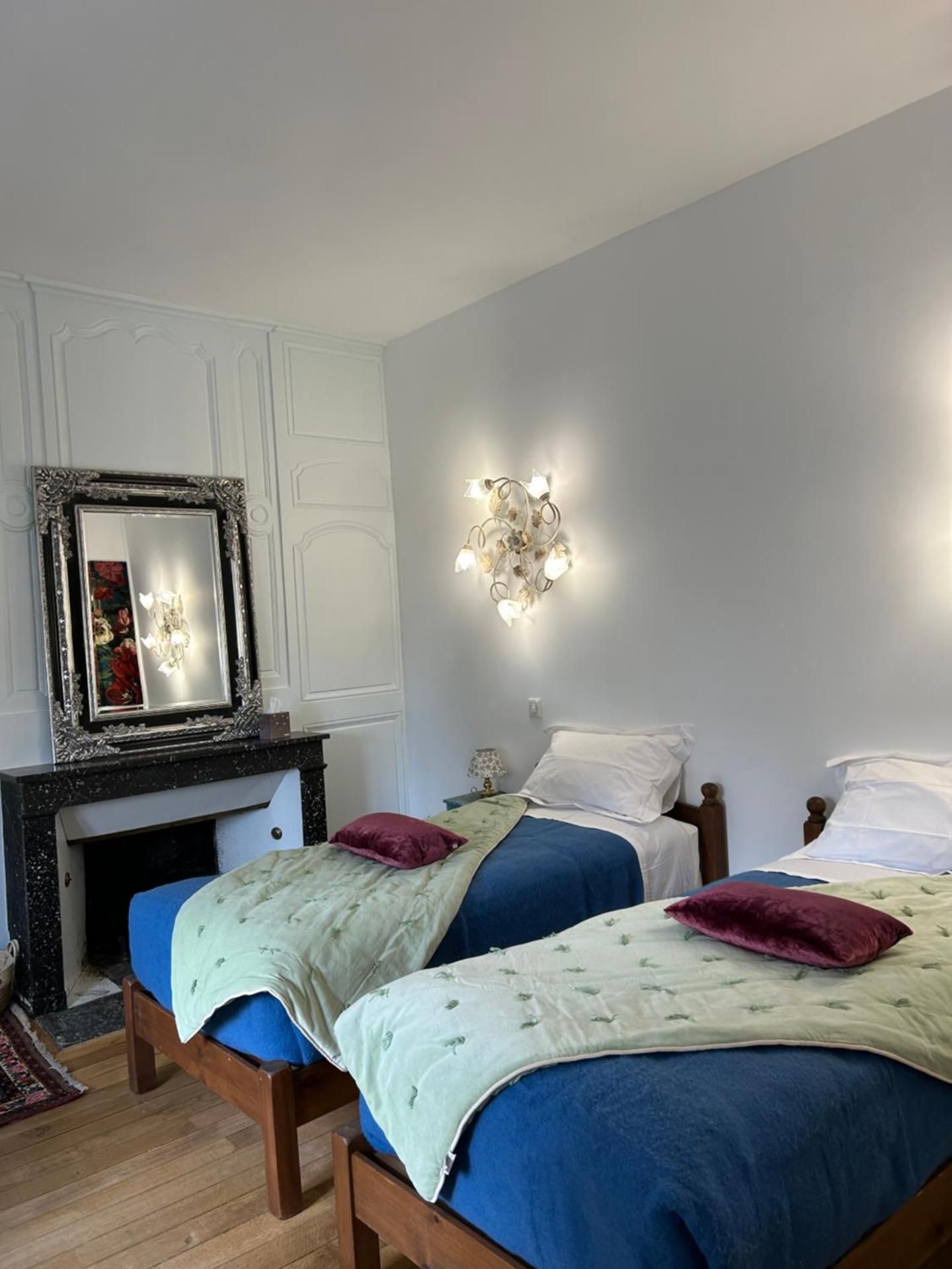 Twin Room with Private Bathroom