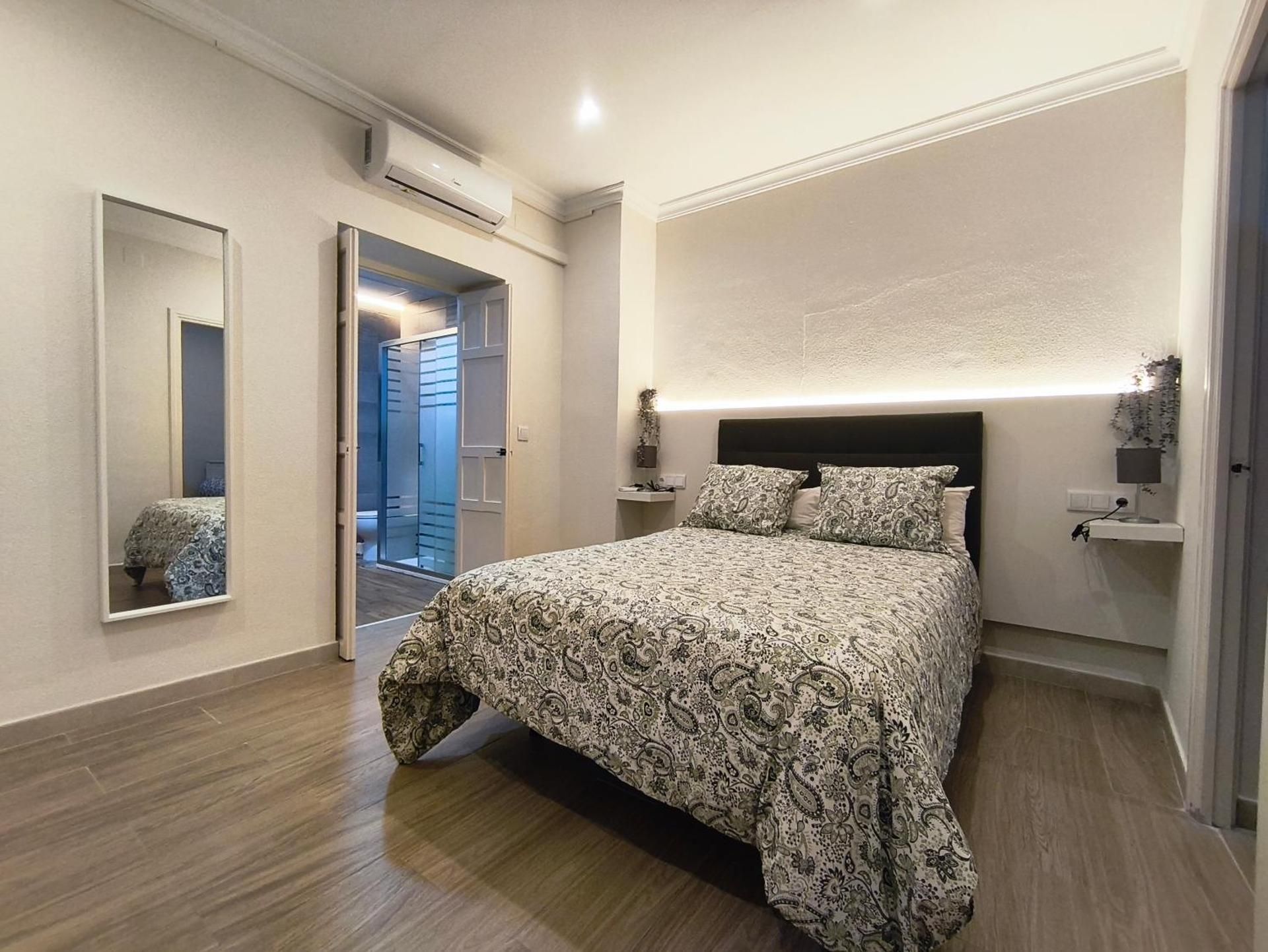 Deluxe Double Room with Extra Bed