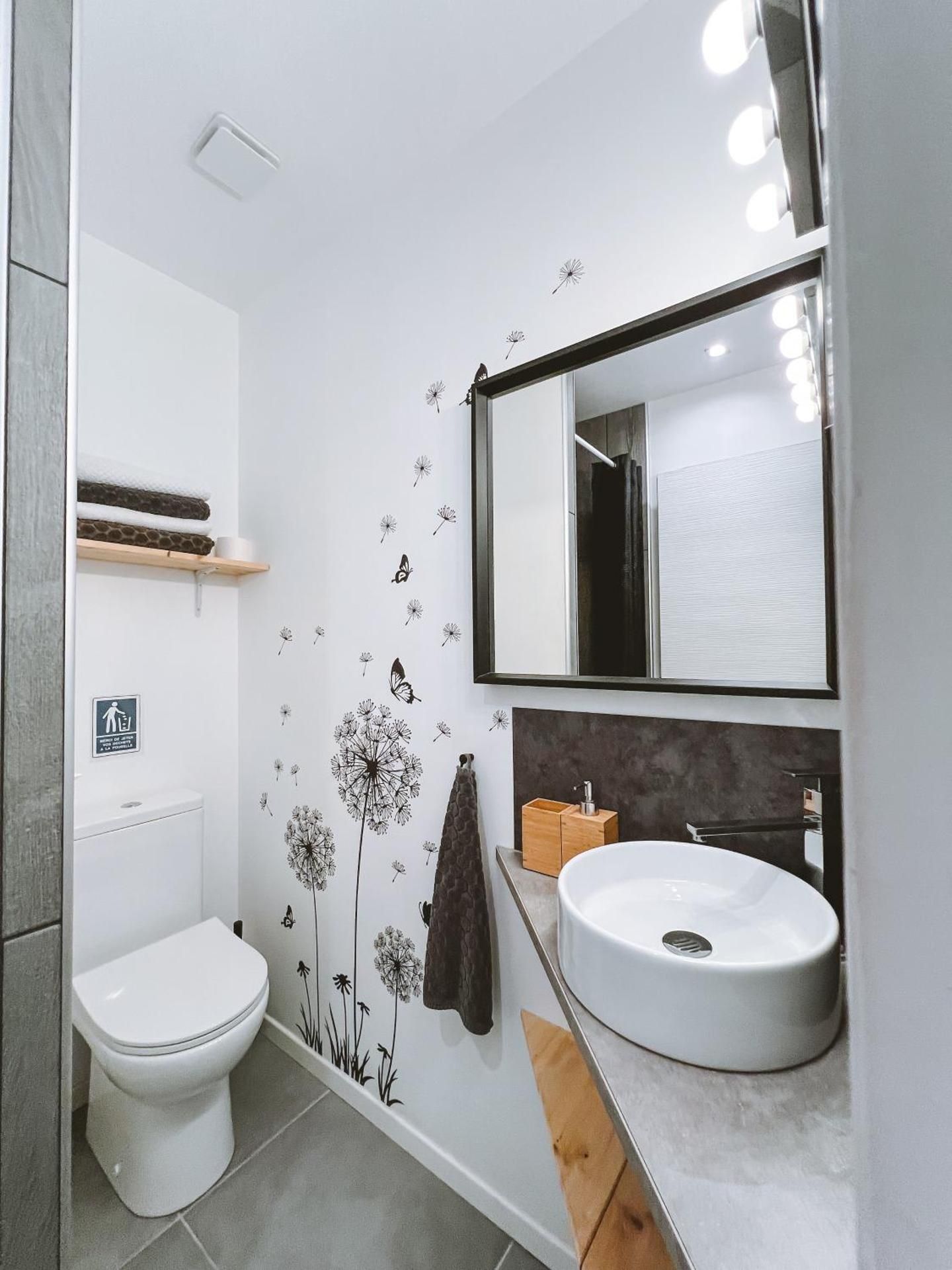 Apartment with Garden View