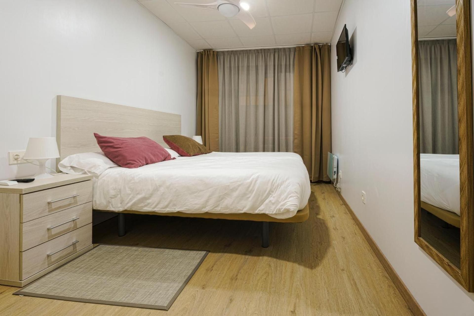 Superior One-Bedroom Apartment