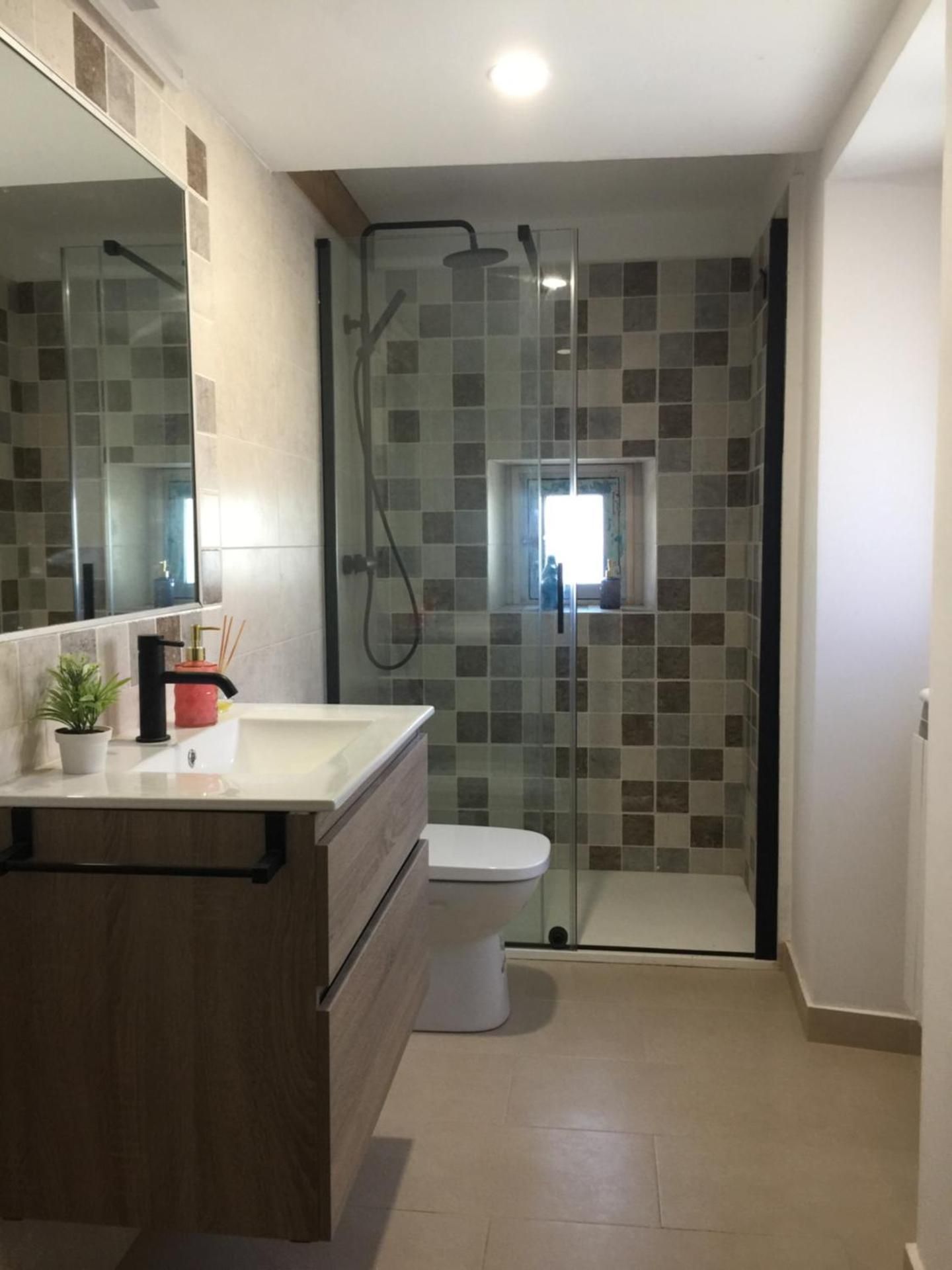 CASA PESCA VERA Three-Bedroom Apartment 3