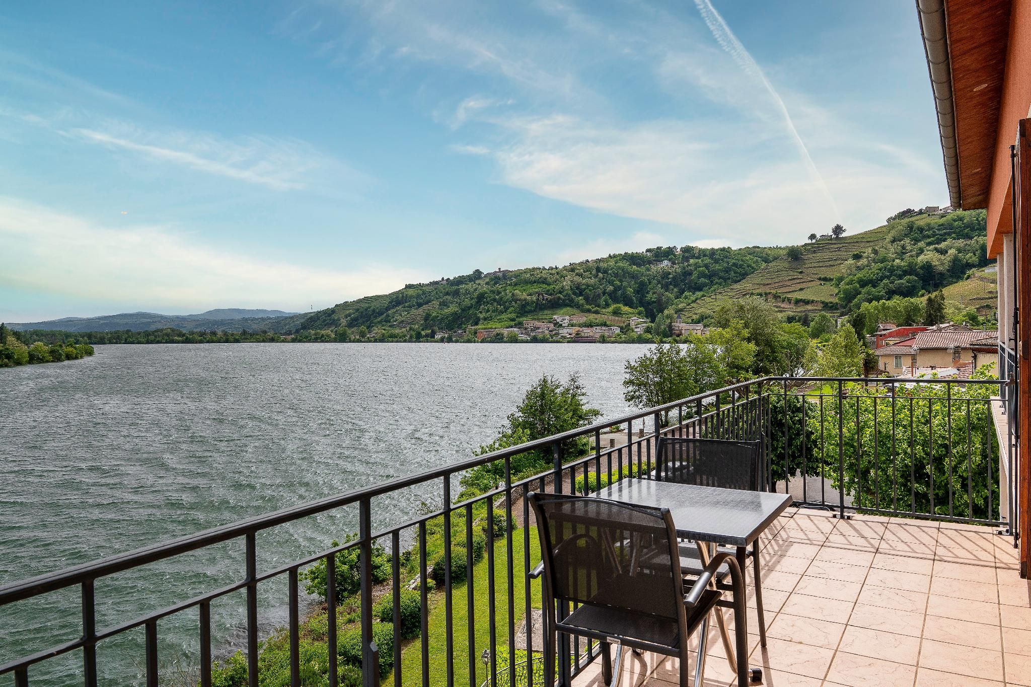 Suite River View