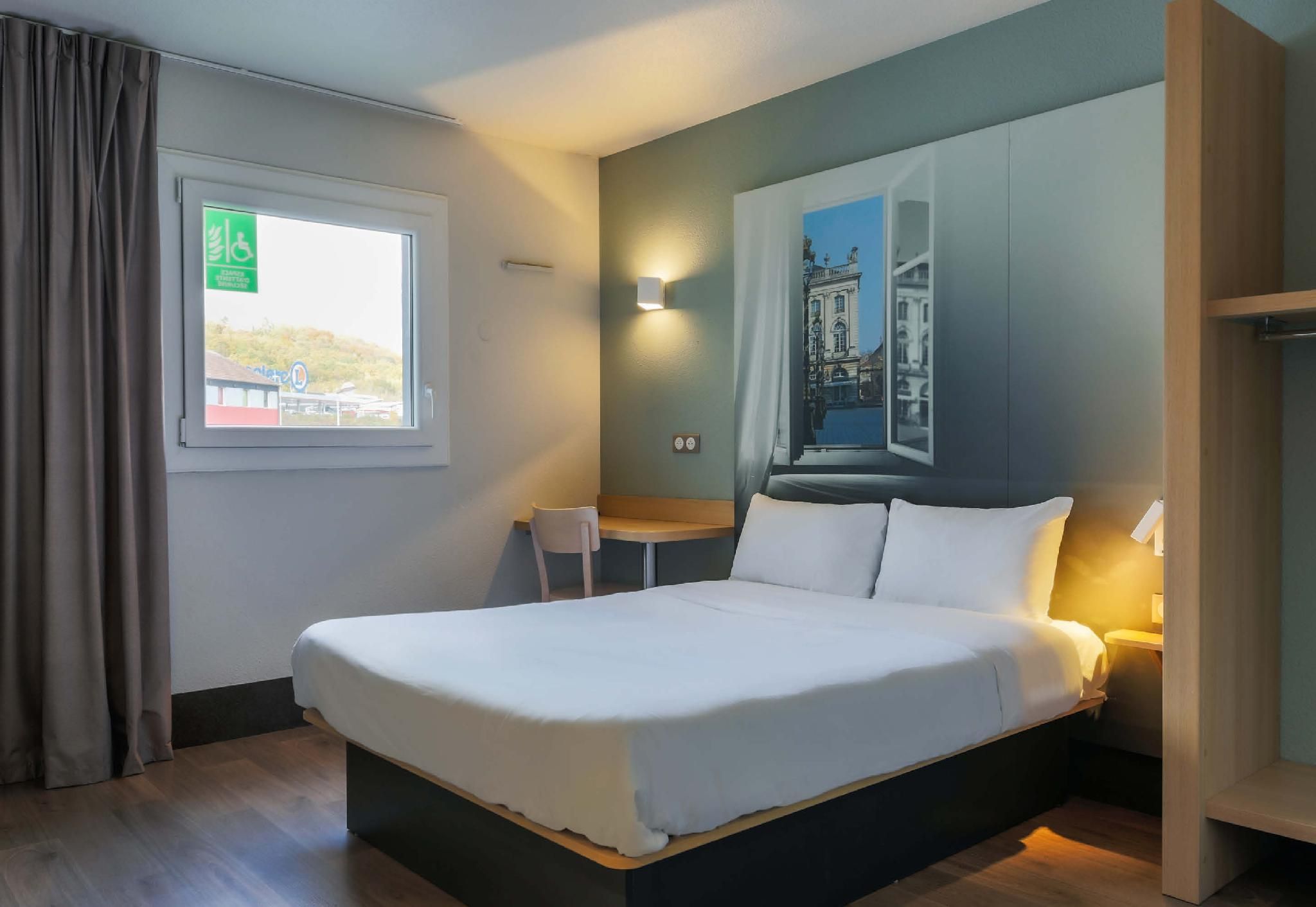 Double Room - Disability Access