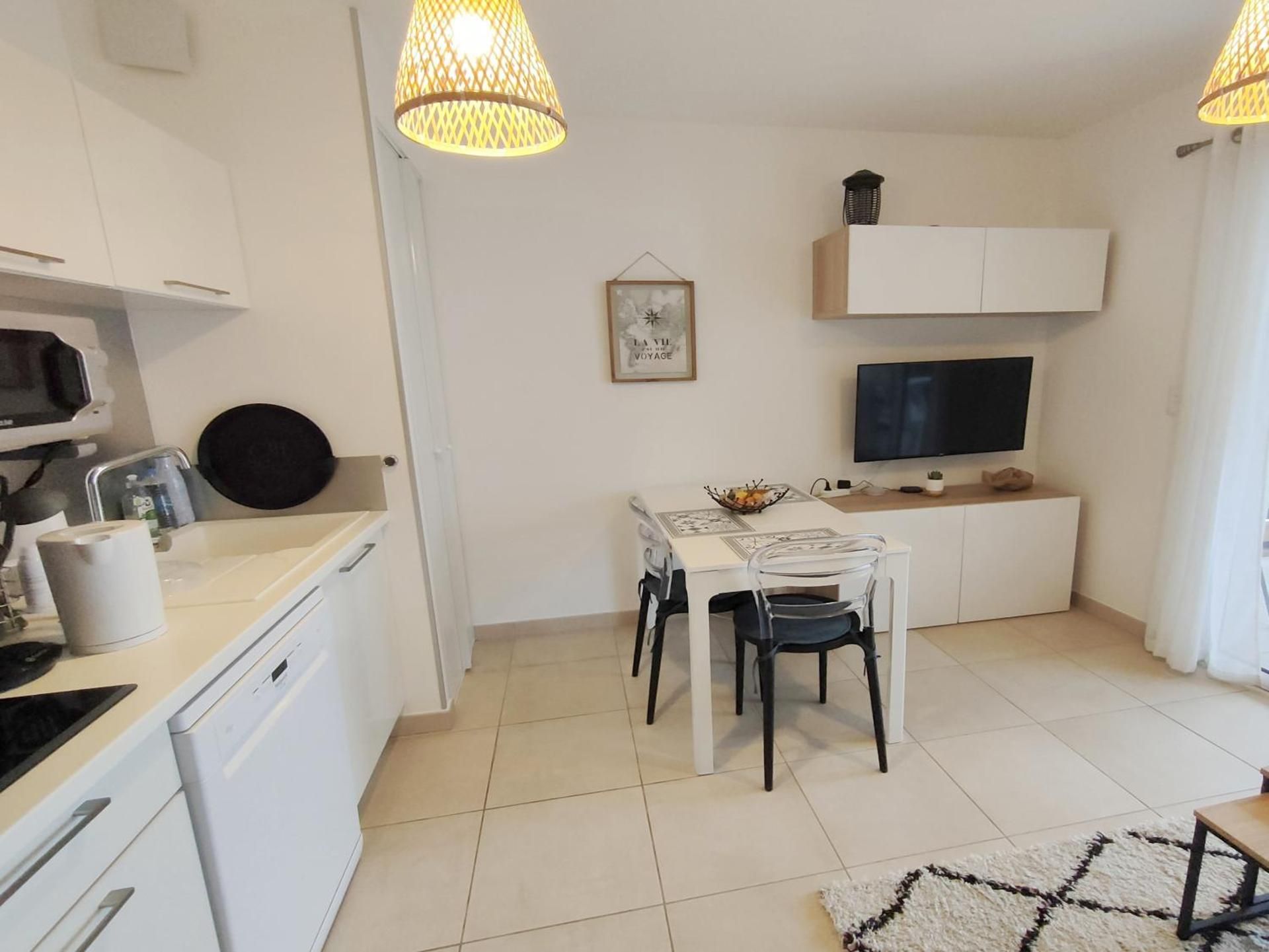 Apartment with Terrace
