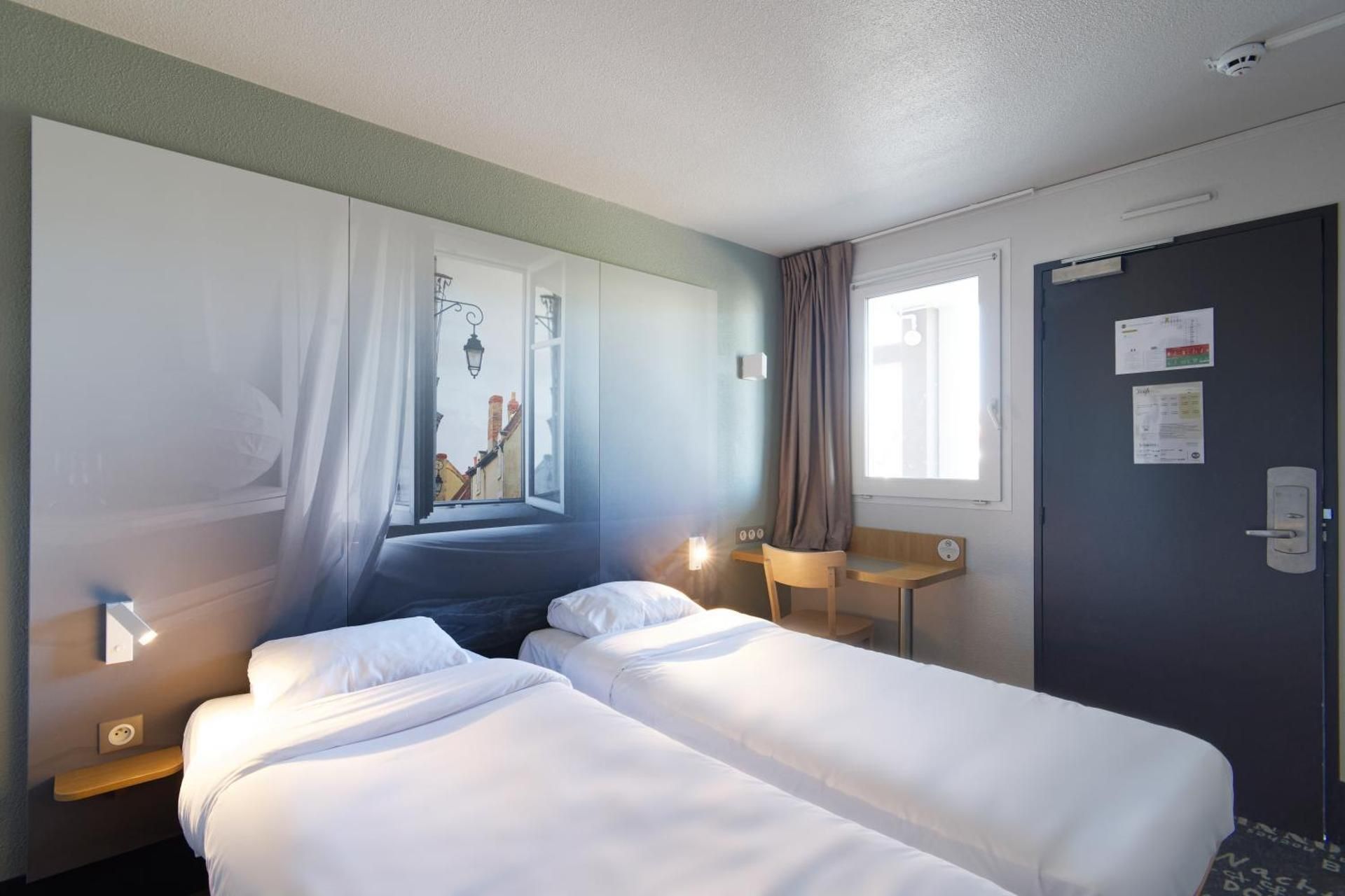 Classic Quadruple Room
