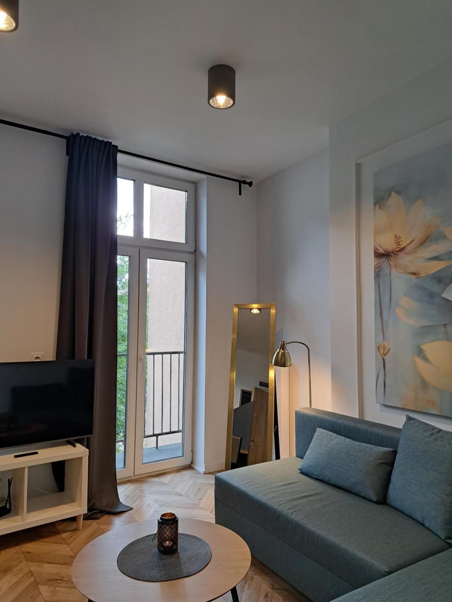One-Bedroom Family Apartment