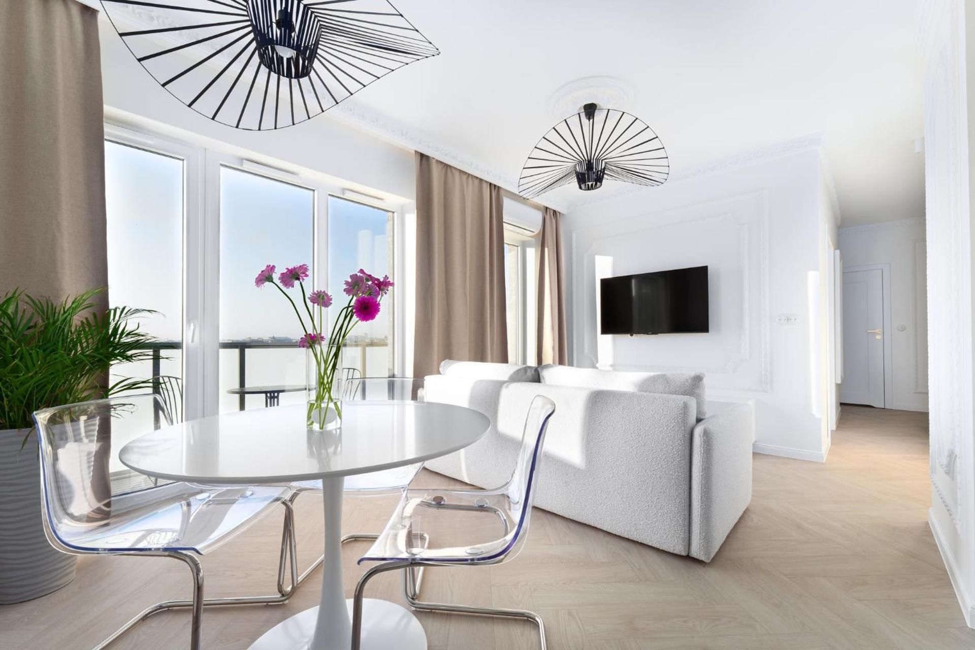 One-Bedroom Apartment with Balcony and City View