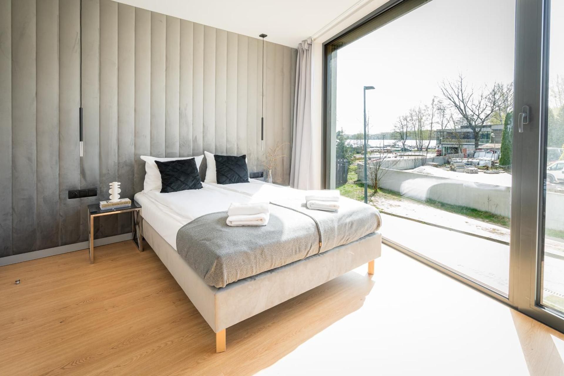 Two-Bedroom Apartment with Lake View