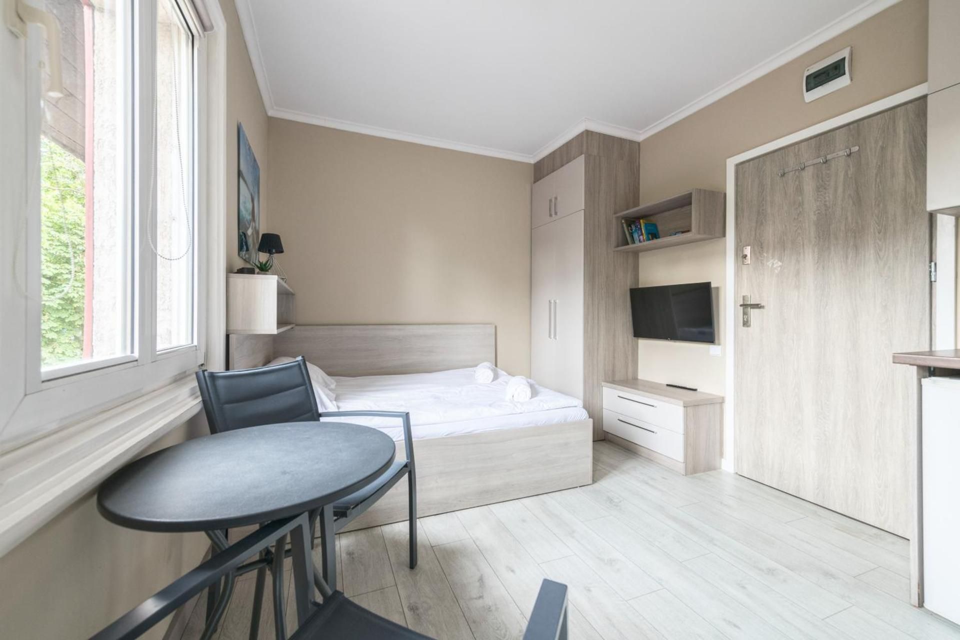 Studio Apartment with Balcony