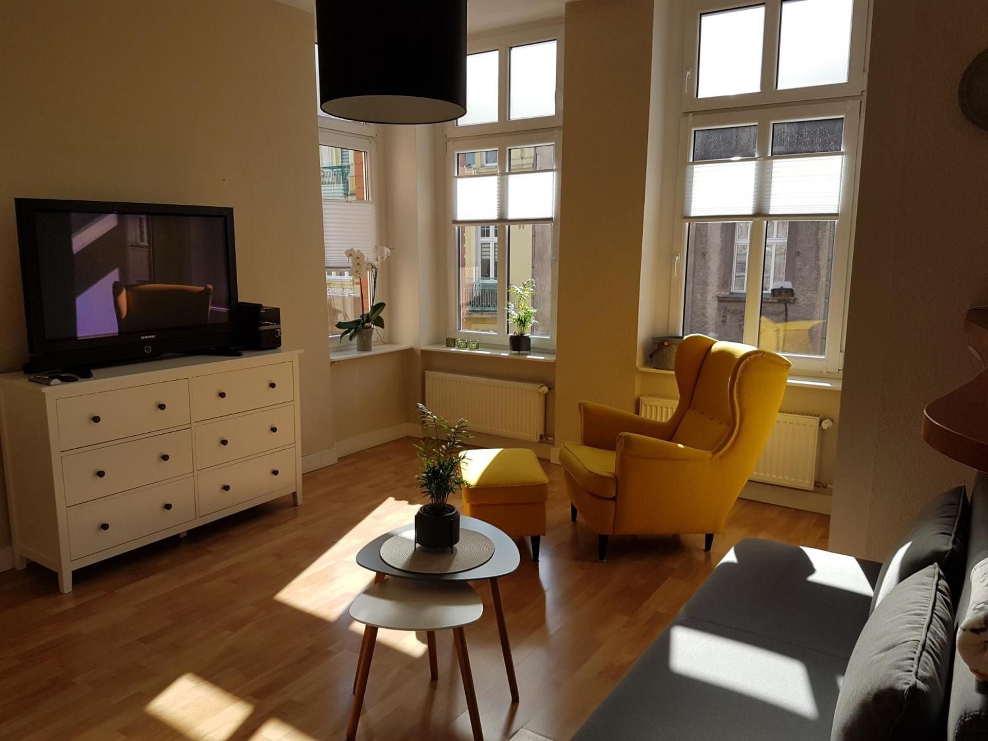 Studio Apartment