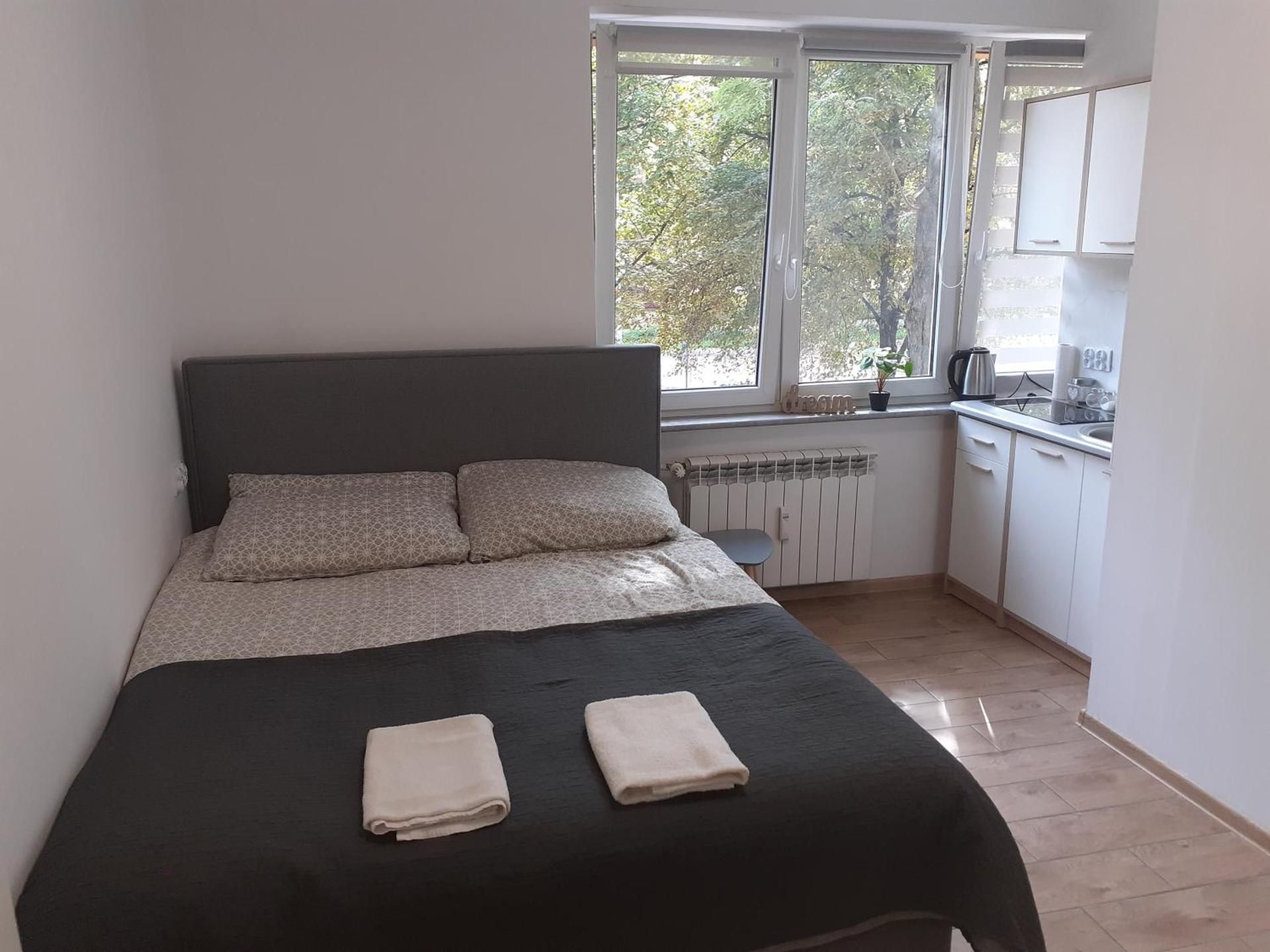 Studio Apartment