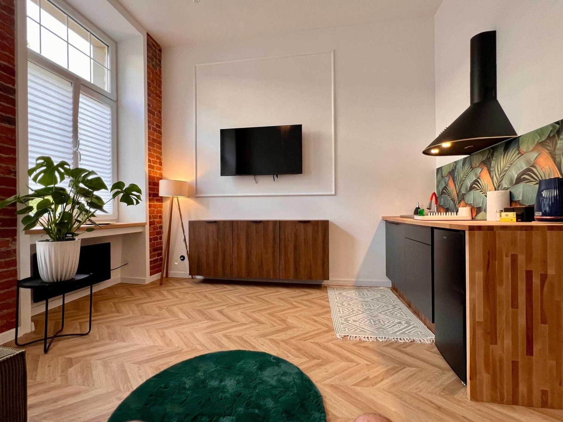 Studio Apartment