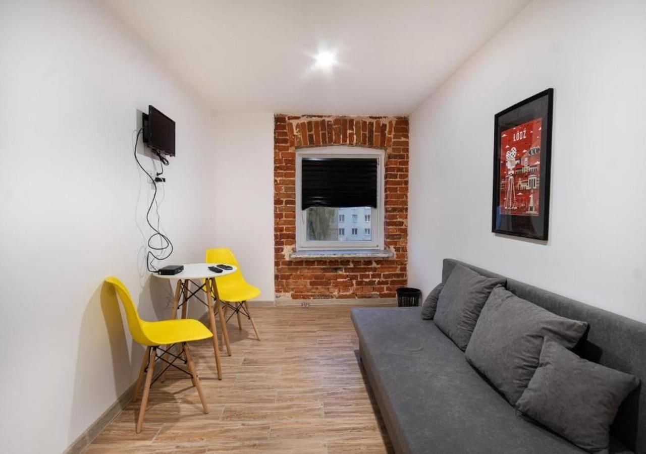 Triple Room with Shared Bathroom