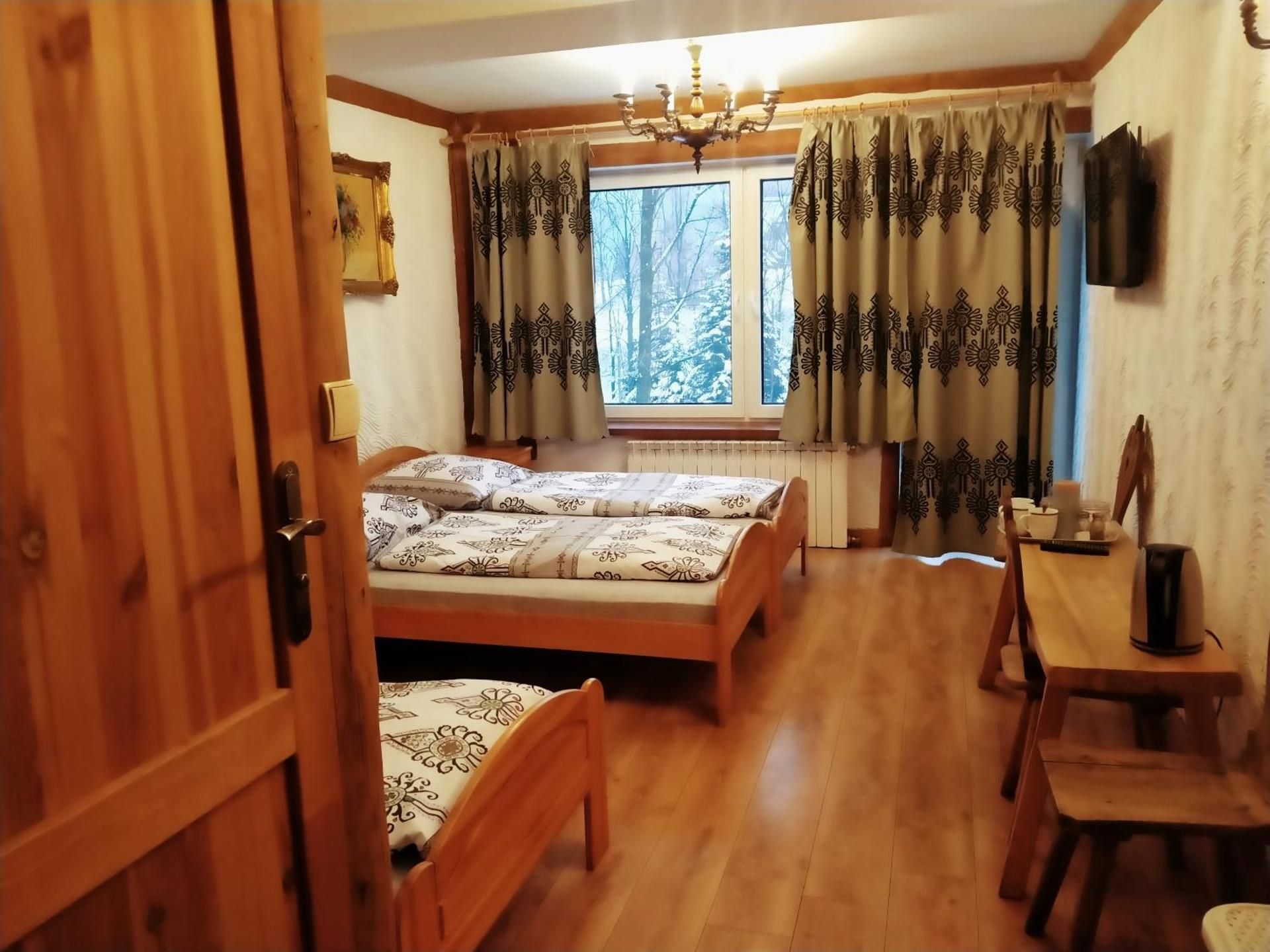 Triple Room with Private Bathroom