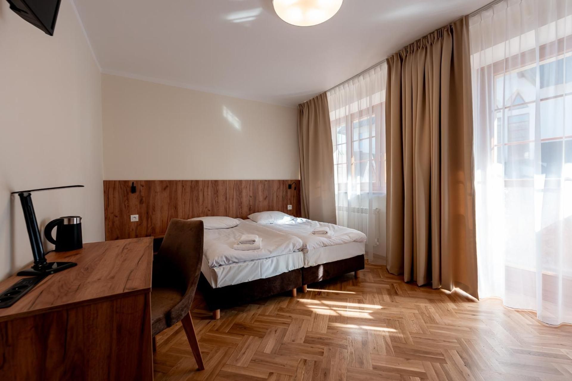 Triple Room with Mountain View