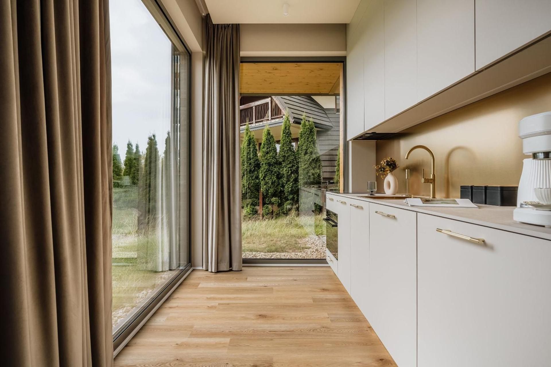 Family Two-Bedroom Apartment with View