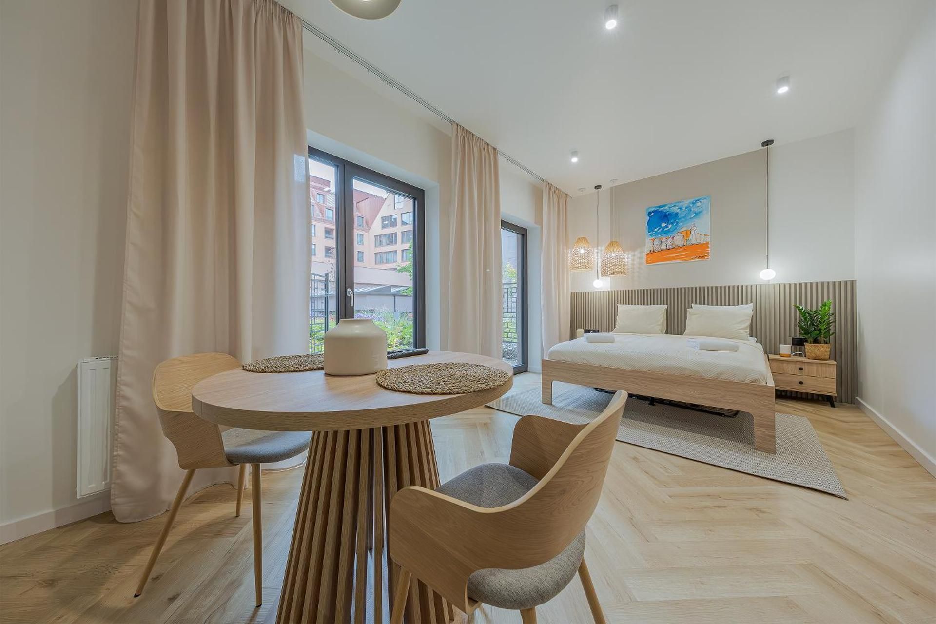 Studio Apartment with King Bed