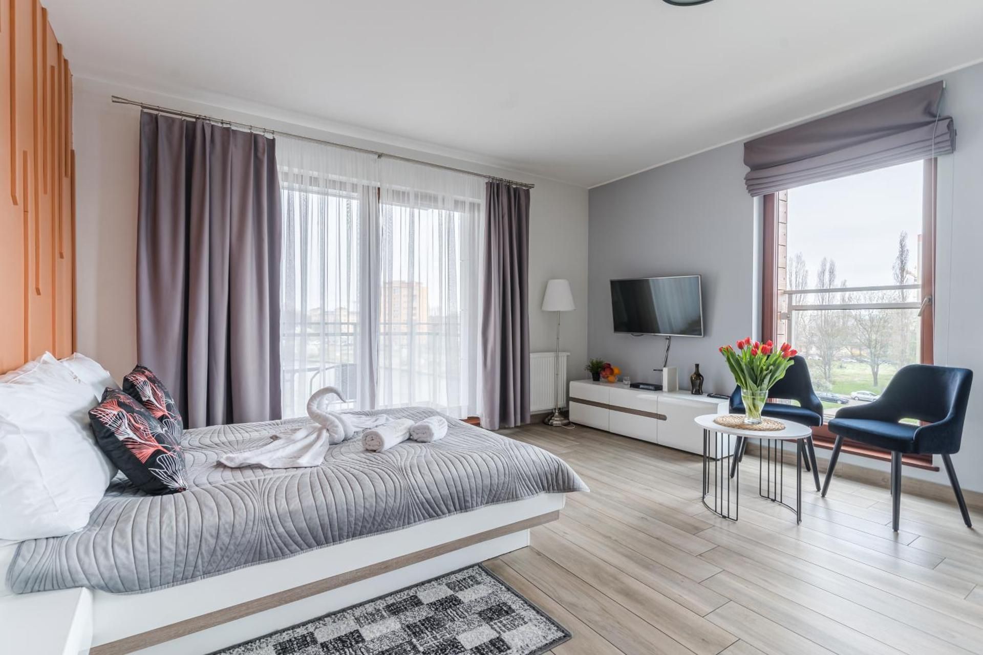 Studio with Balcony and River View - Jaglana 6D Street