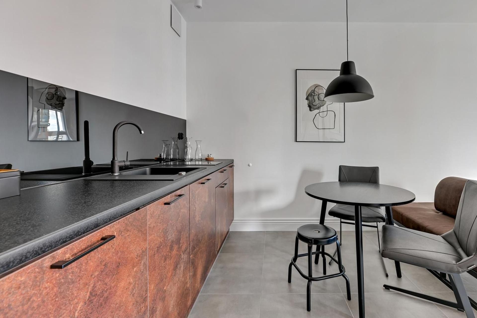Deluxe Apartment