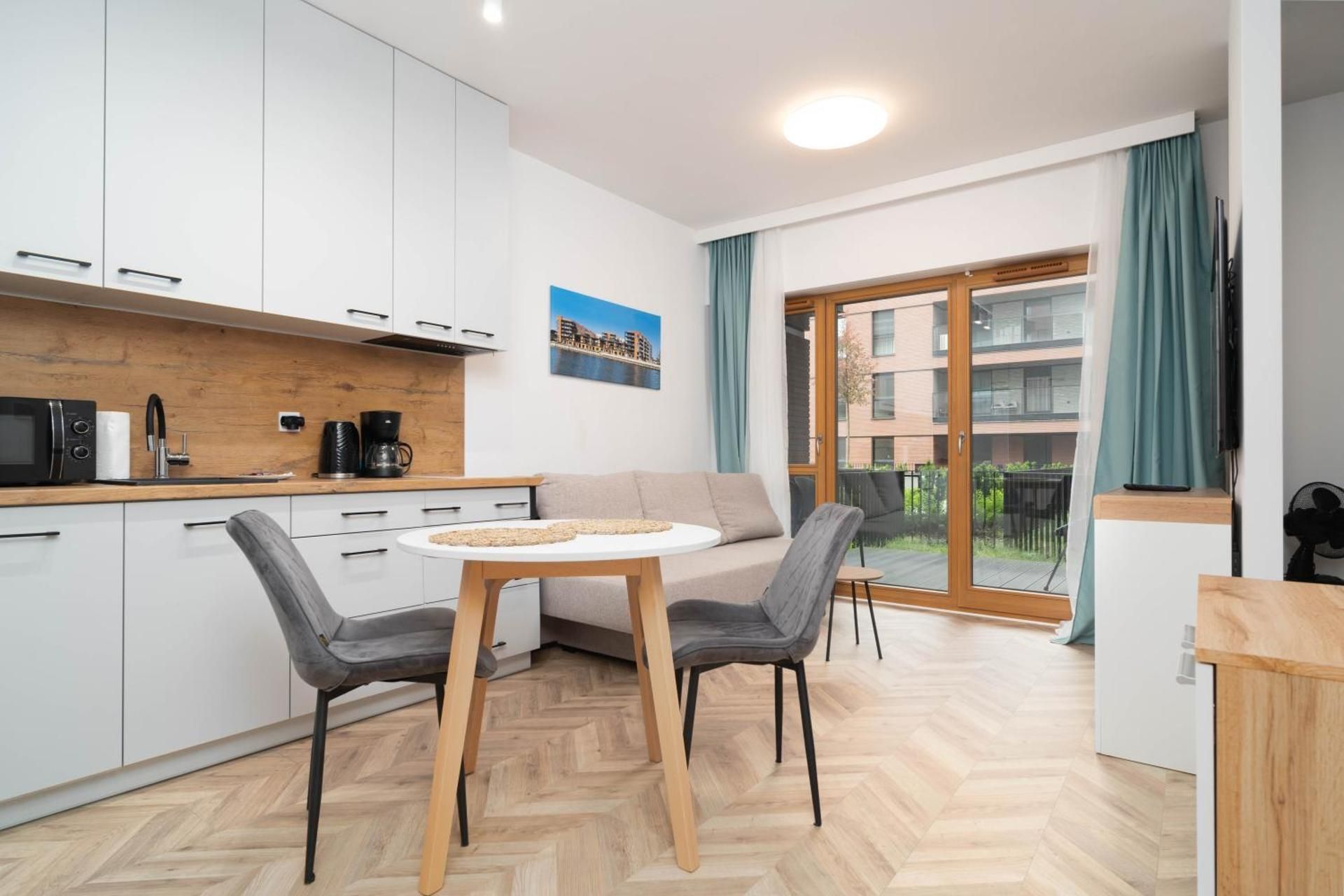 Studio Apartment
