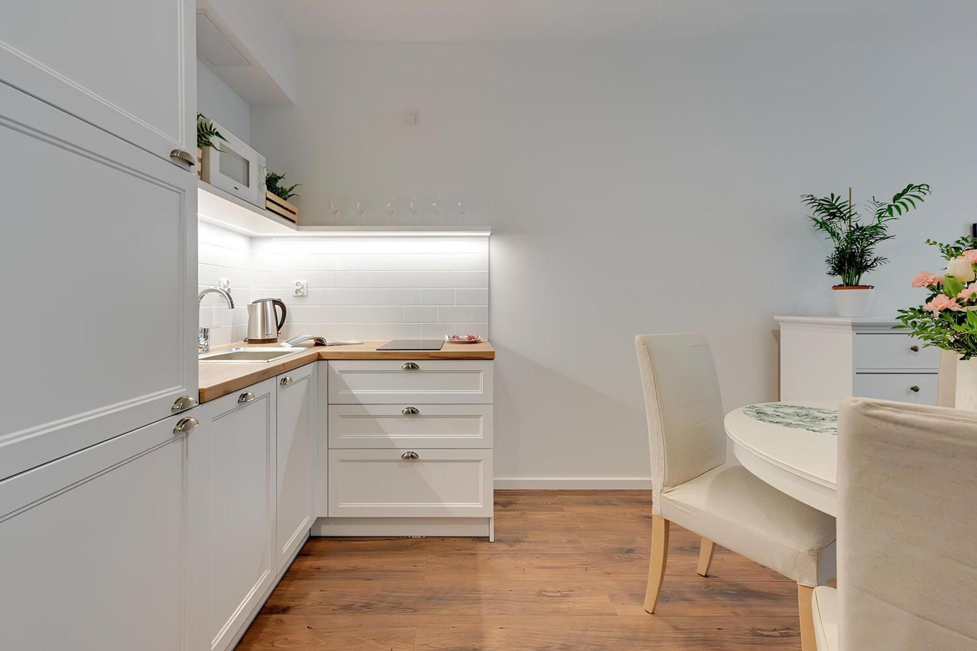 Apartment with Balcony