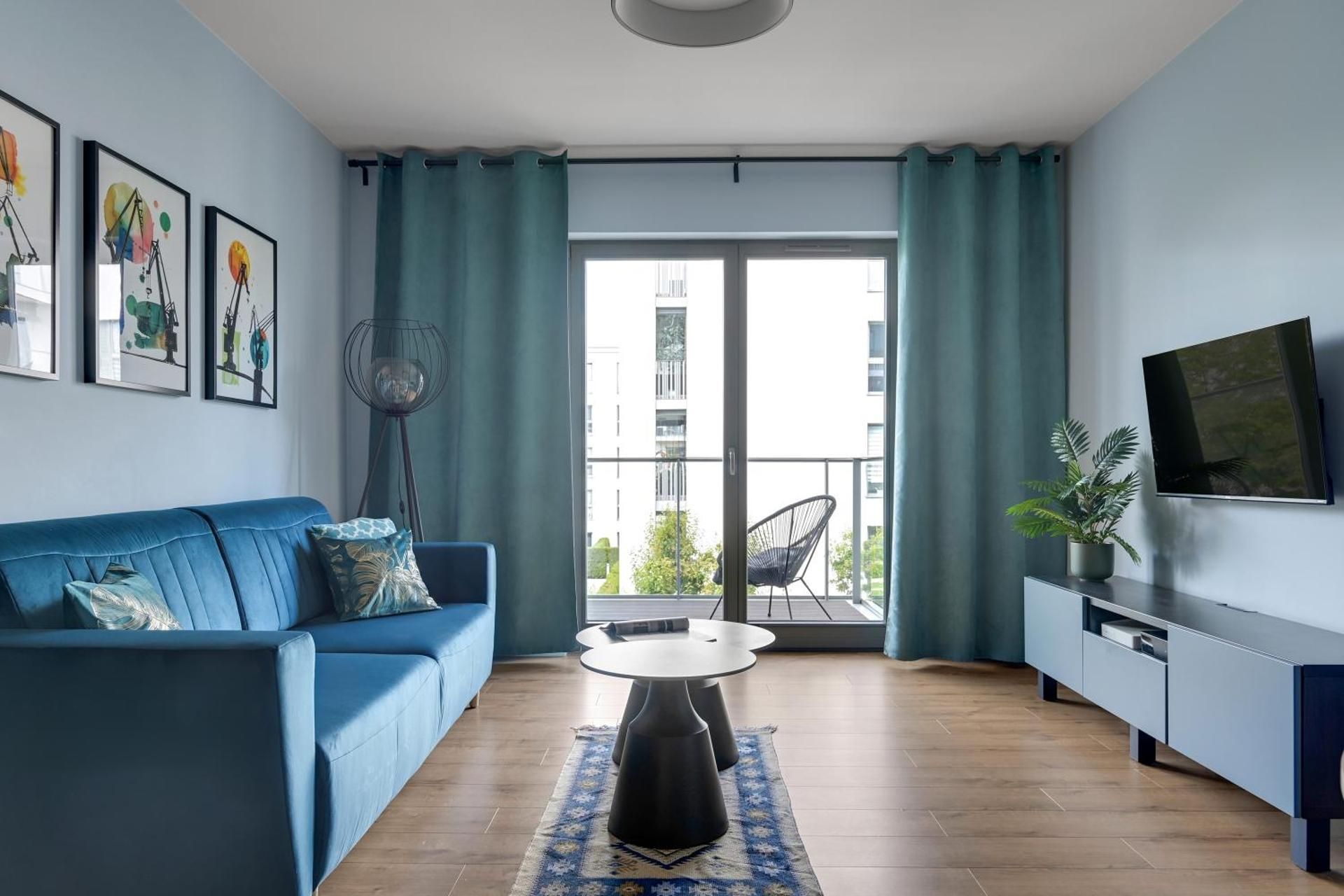 One-Bedroom Apartment