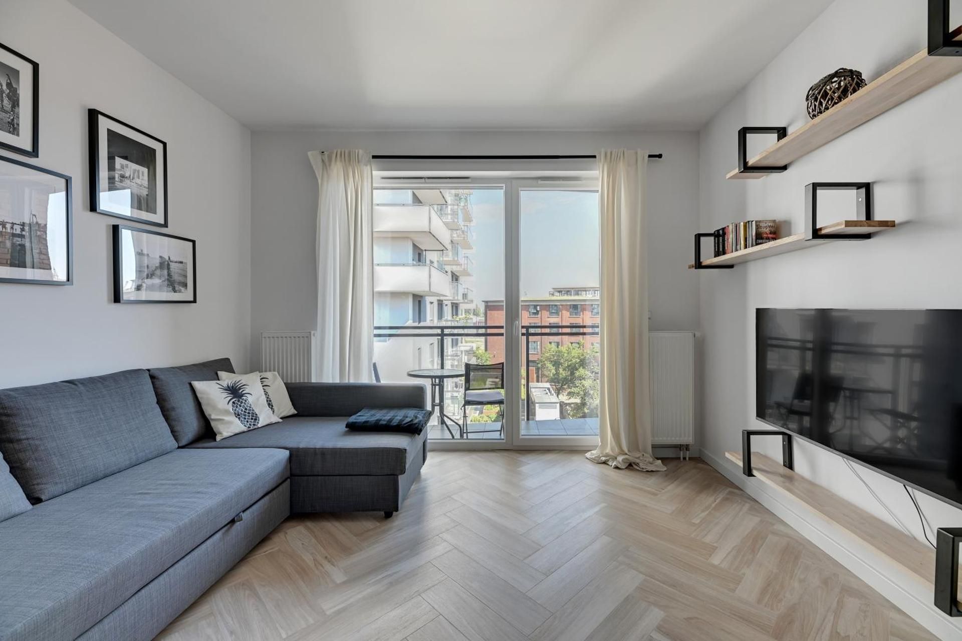 Studio Apartment