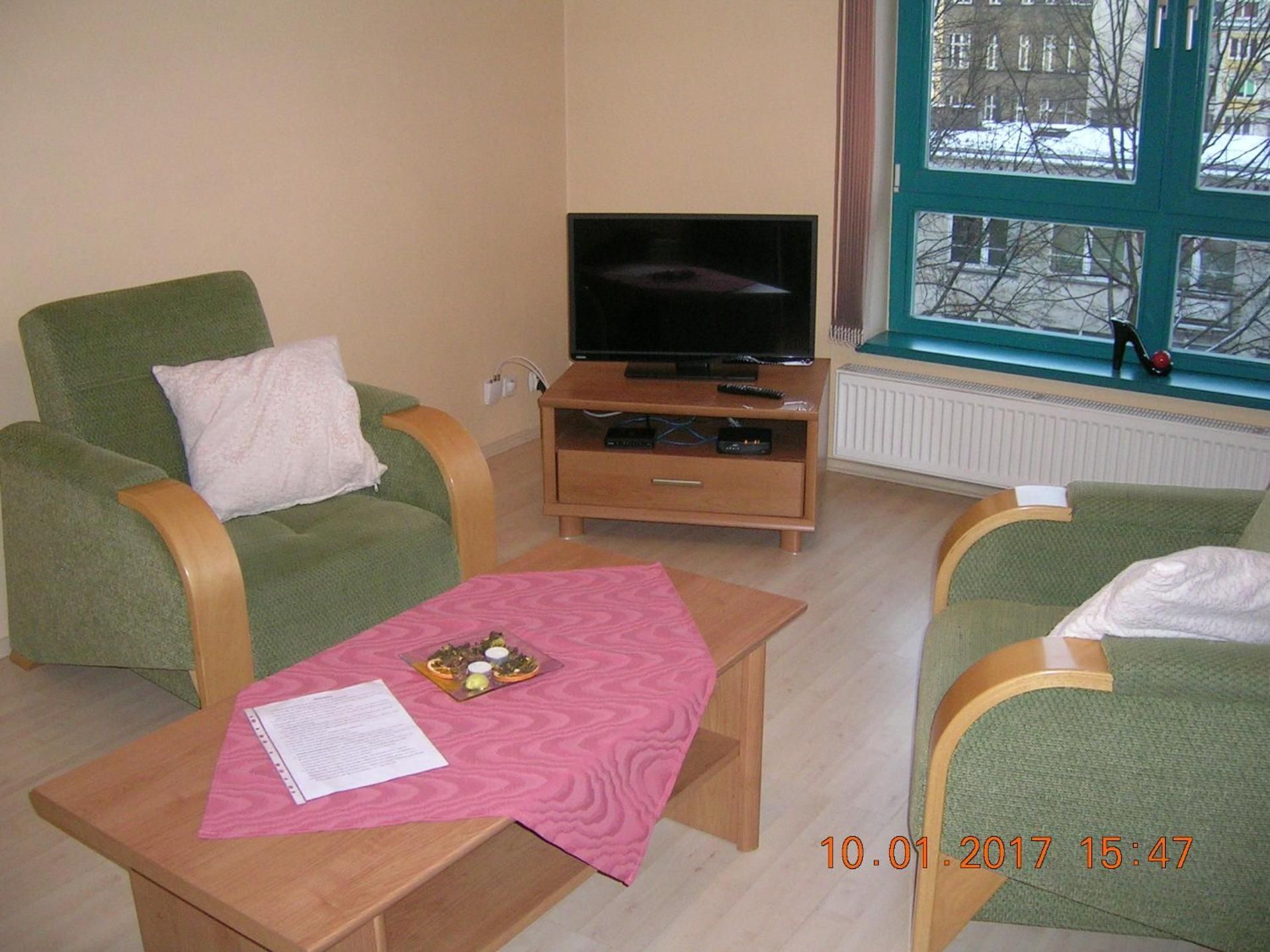 Apartment with Garden View