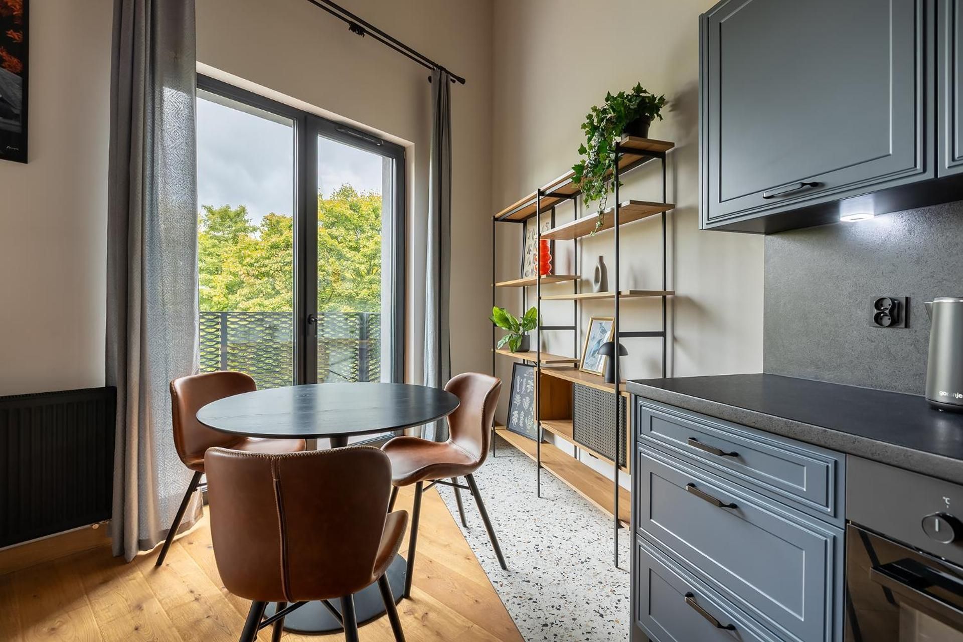 Suite Apartment