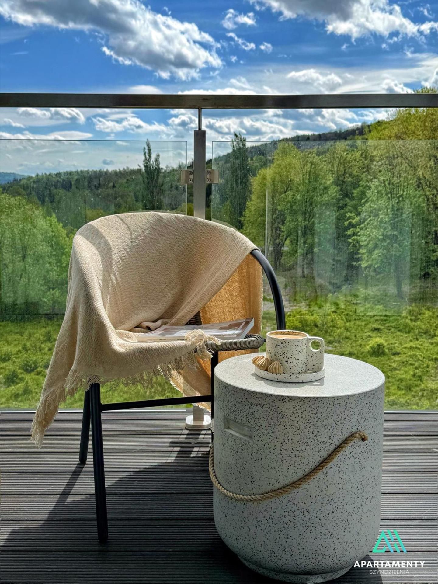 One-Bedroom Apartment with Balcony and Mountain View