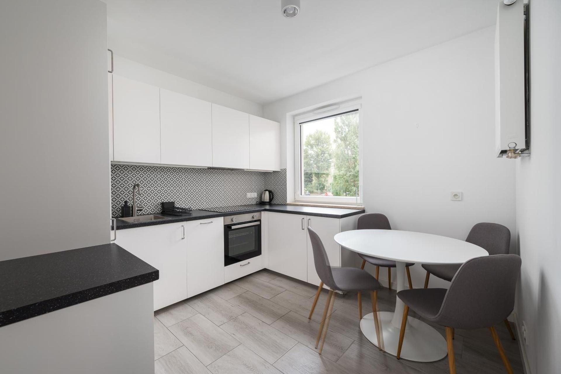 One-Bedroom Apartment with Balcony