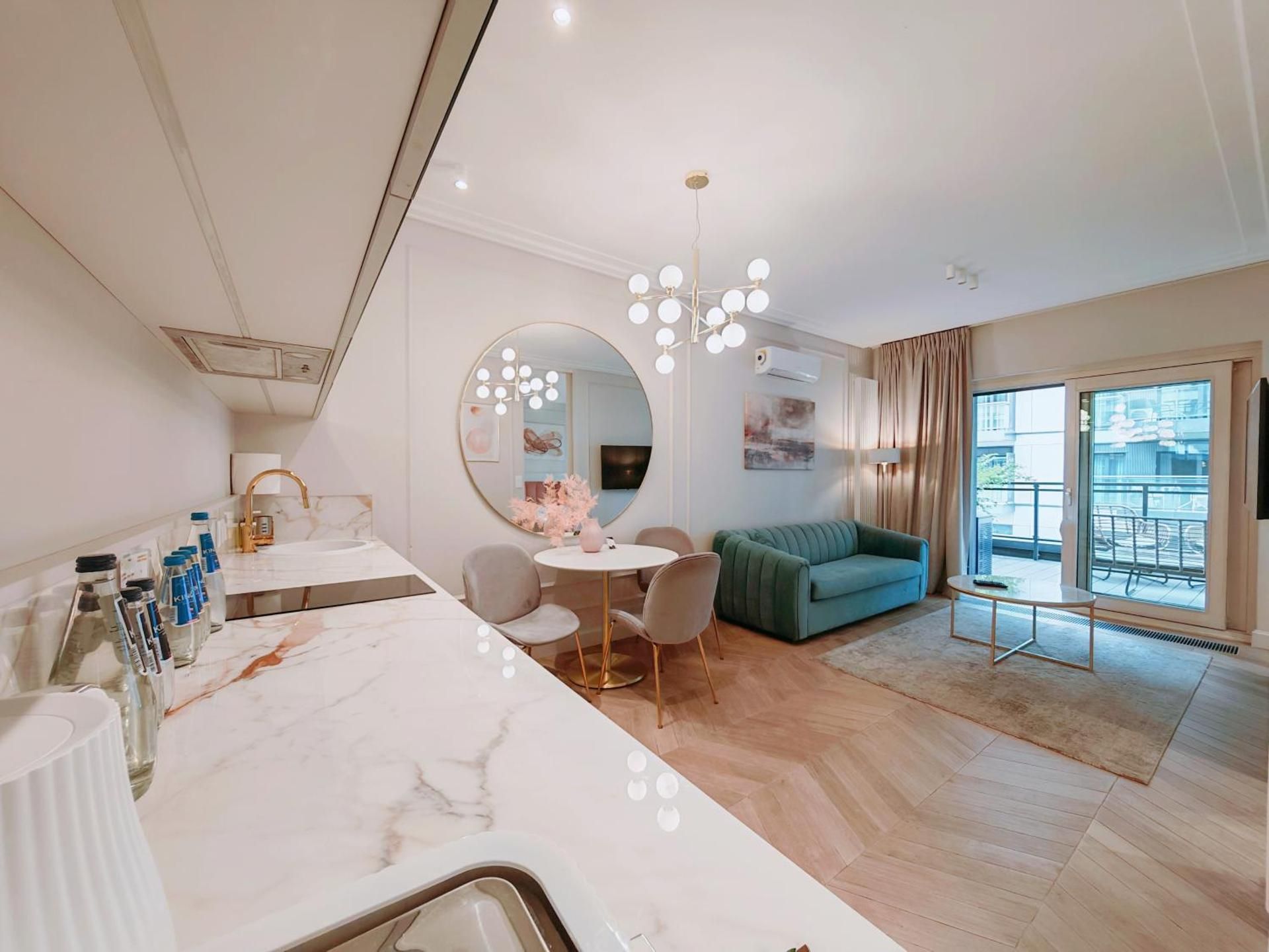 One-Bedroom Apartment with Balcony
