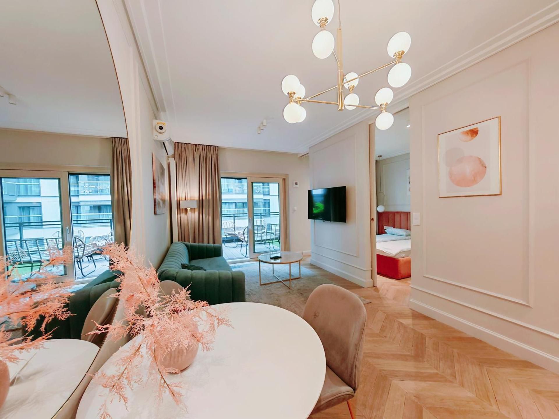 One-Bedroom Apartment with Balcony