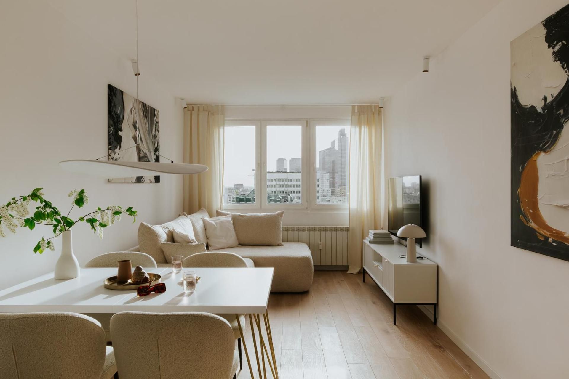 One-Bedroom Apartment