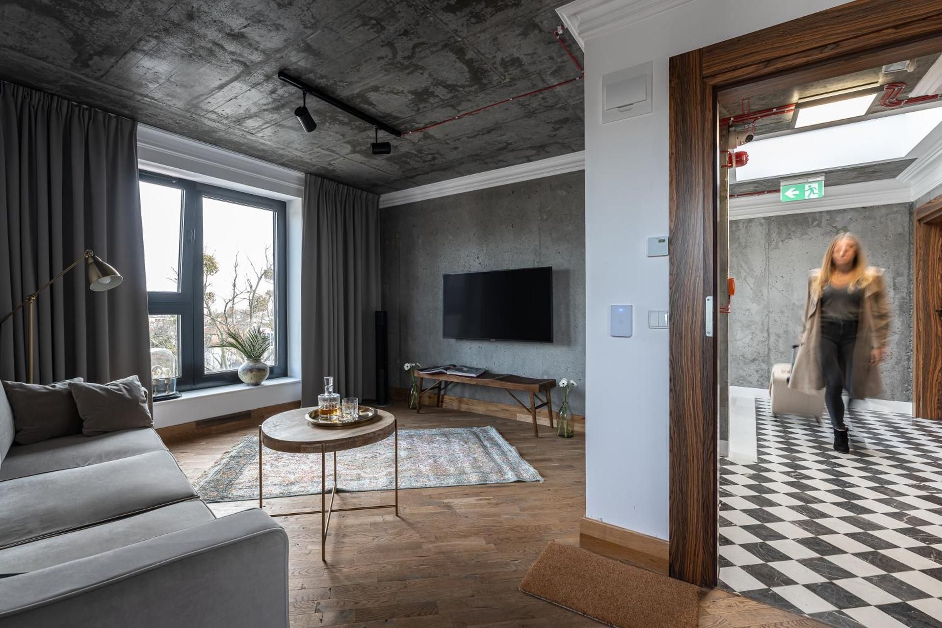Suite with City View