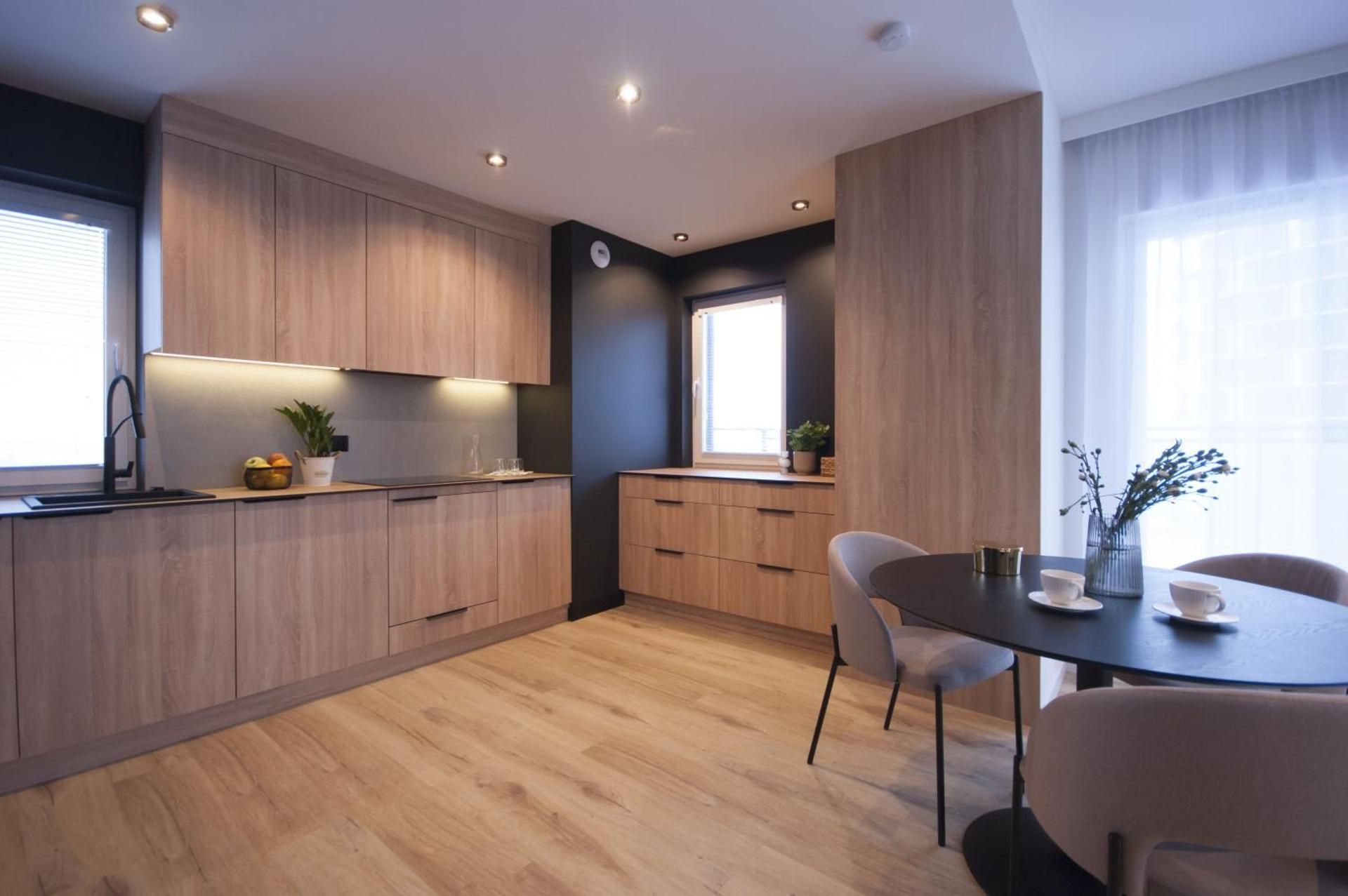 Superior One-Bedroom Apartment with Balcony