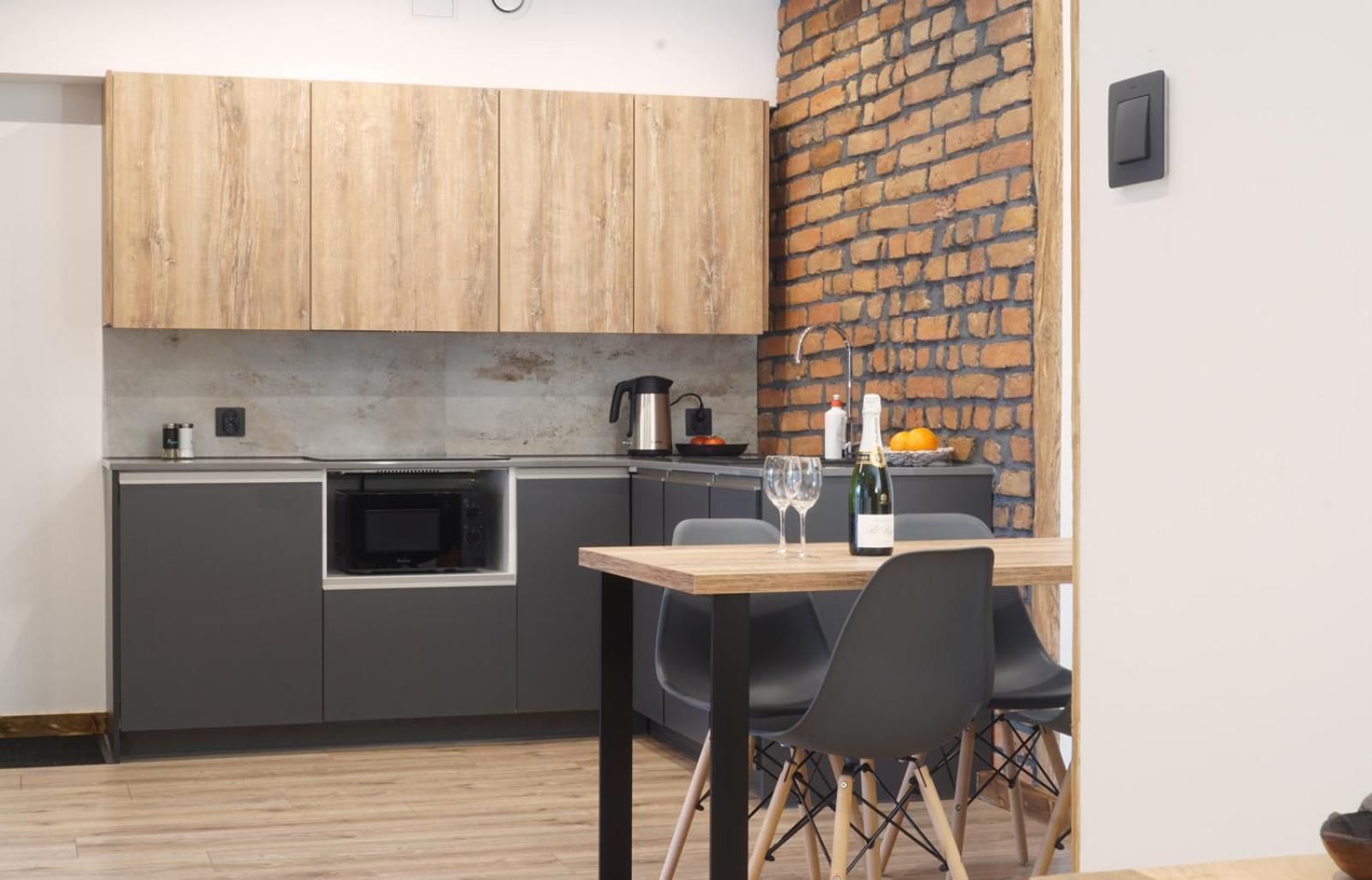 Apartment with Terrace